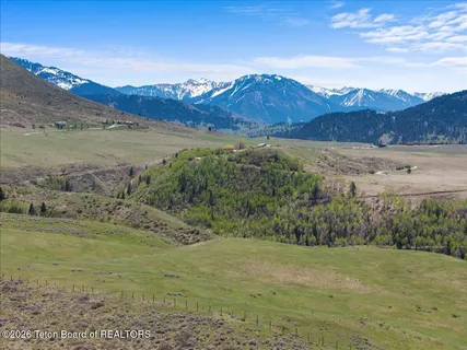 $2,250,000 | 7650 South Squaw Creek Road, Jackson, WY 83001