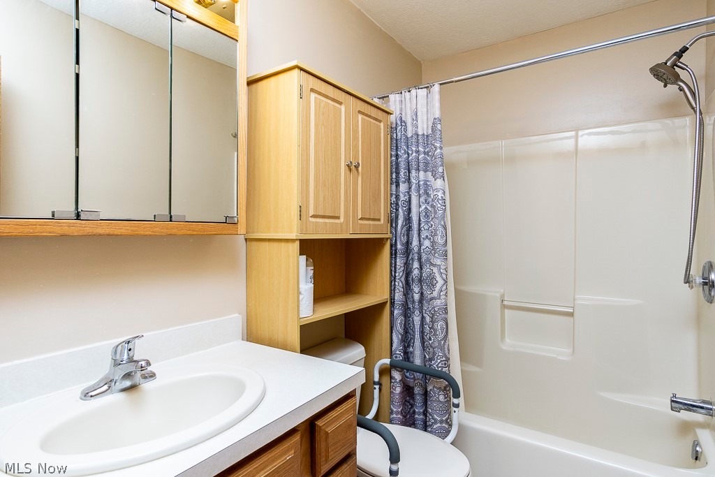 8063 South Cleveland Massillon Road Clinton, OH 44216 - Photo 21 of 32