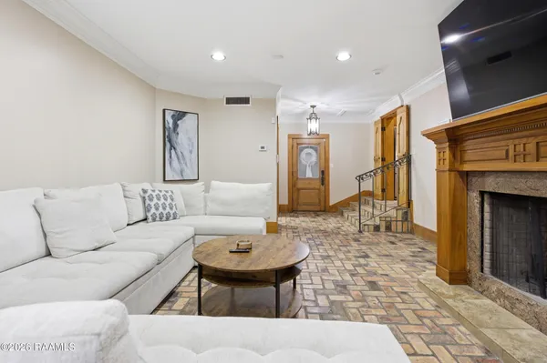 $285,000 | 107 Campania Street, Rayne, LA 70578