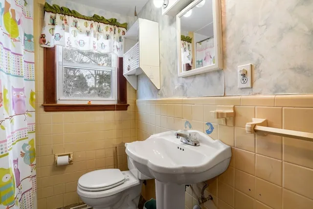 $799,000 | 28 Bayberry Lane, Cohasset, MA 02025