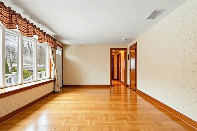 $799,000 | 28 Bayberry Lane, Cohasset, MA 02025