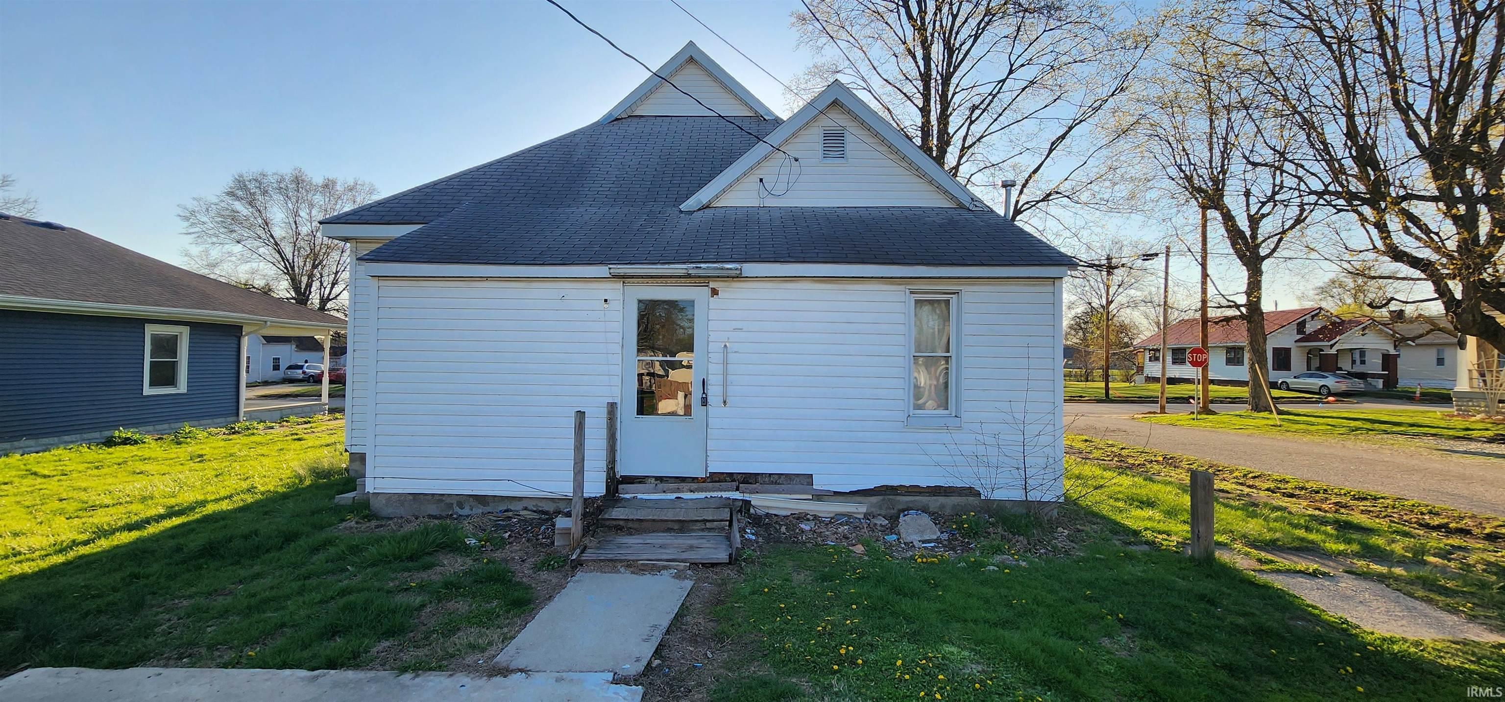 801 South Main Street Bicknell, IN 47512 - Photo 5 of 12