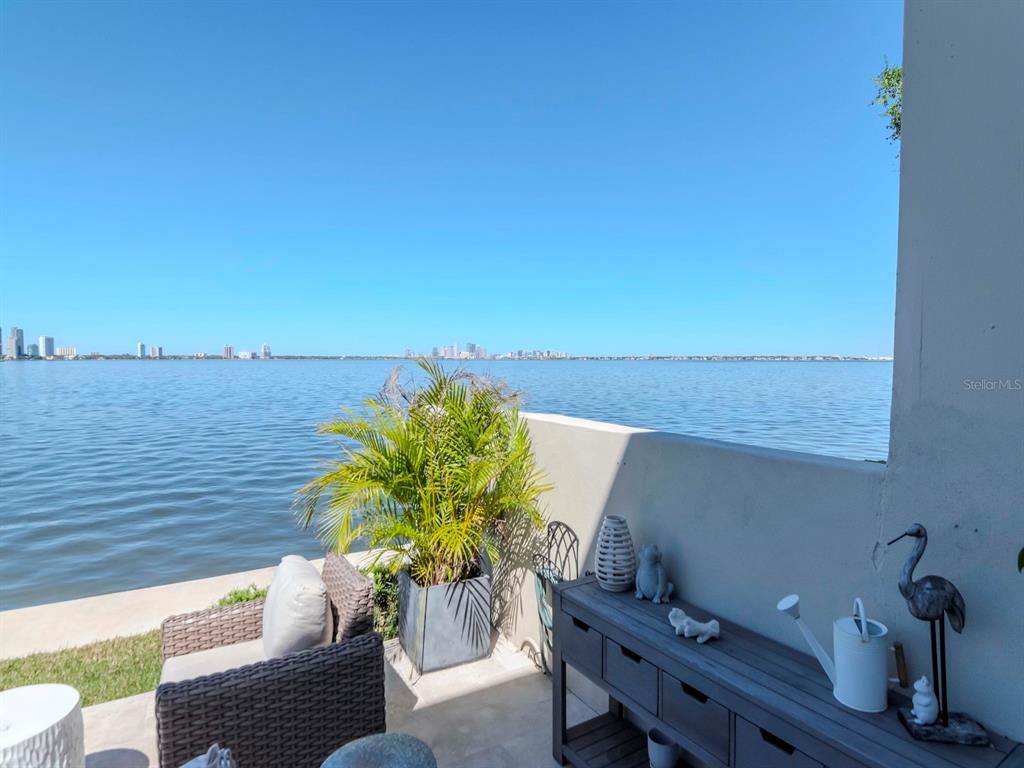 2807 West Hawthorne Road, Unit 11 Tampa, FL 33611 - Photo 44 of 76