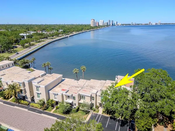 $1,550,000 | 2807 West Hawthorne Road, Unit 11, Tampa, FL 33611