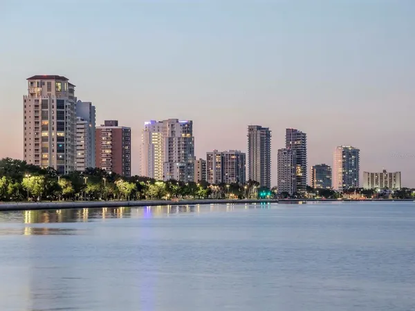 $1,550,000 | 2807 West Hawthorne Road, Unit 11, Tampa, FL 33611