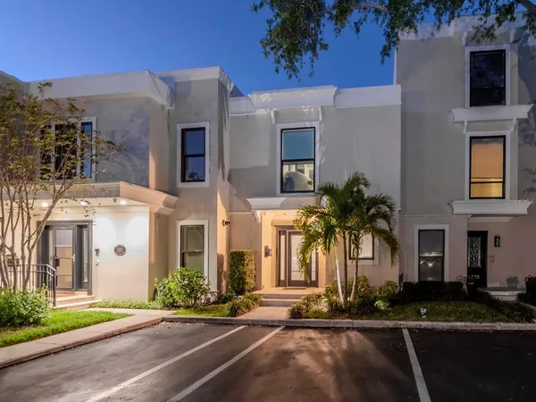 $1,550,000 | 2807 West Hawthorne Road, Unit 11, Tampa, FL 33611