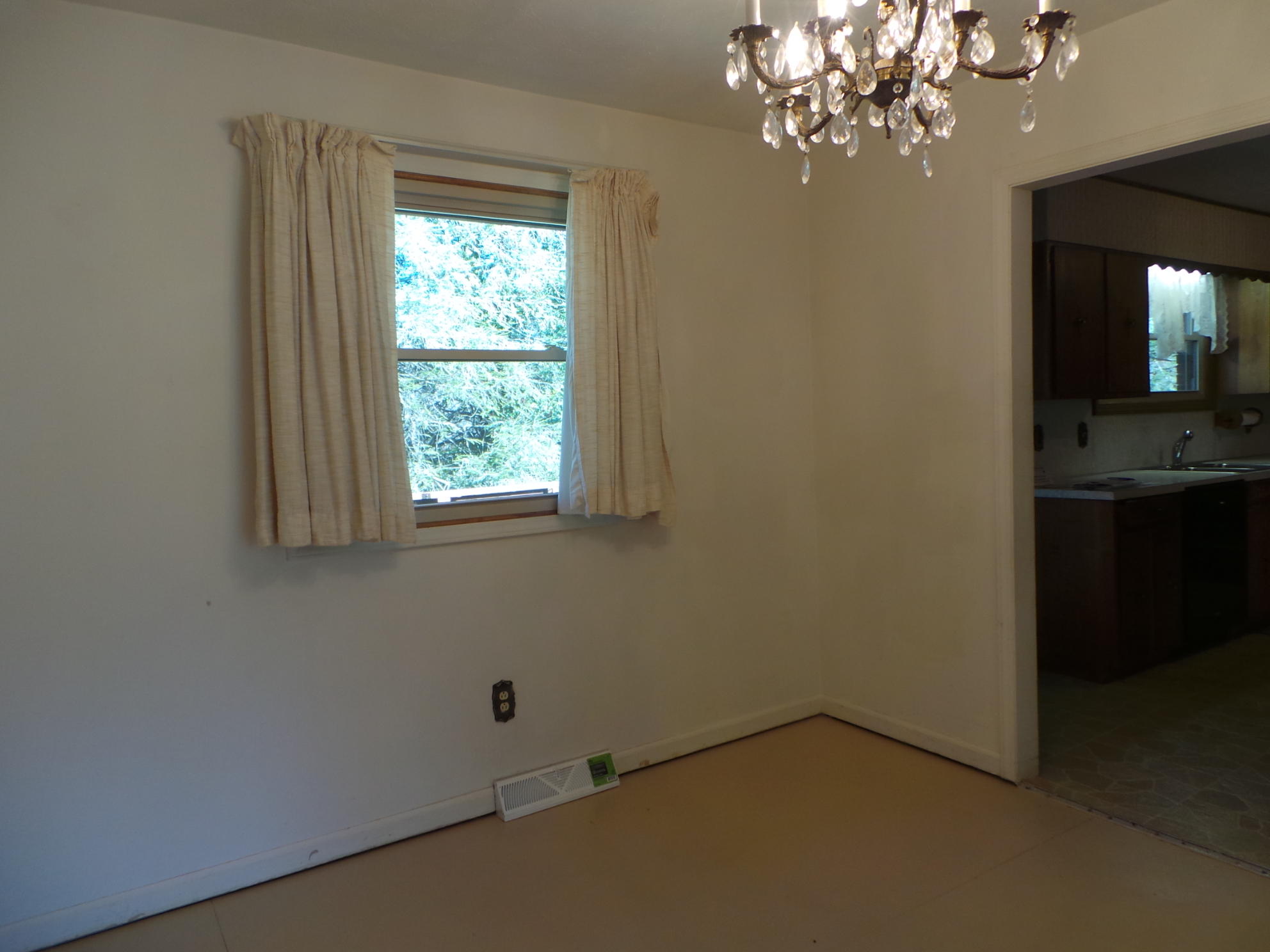 303 Hidden Valley Road Kingsport, TN 37663 - Photo 65 of 100 20200221_140941