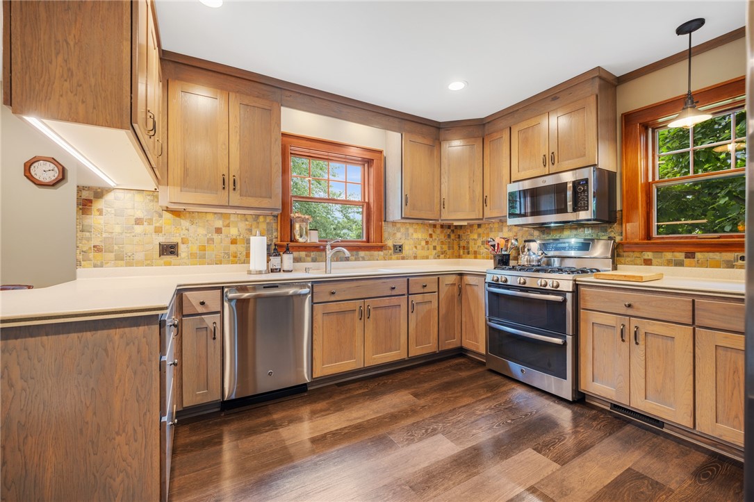 489 Helendale Road Irondequoit, NY 14609 - Photo 30 of 50