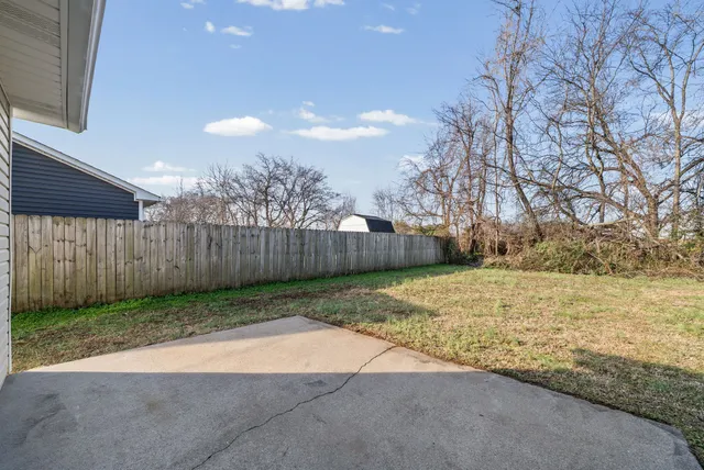 $170,000 | 1015 Shadow Ridge Avenue, Oak Grove, KY 42262