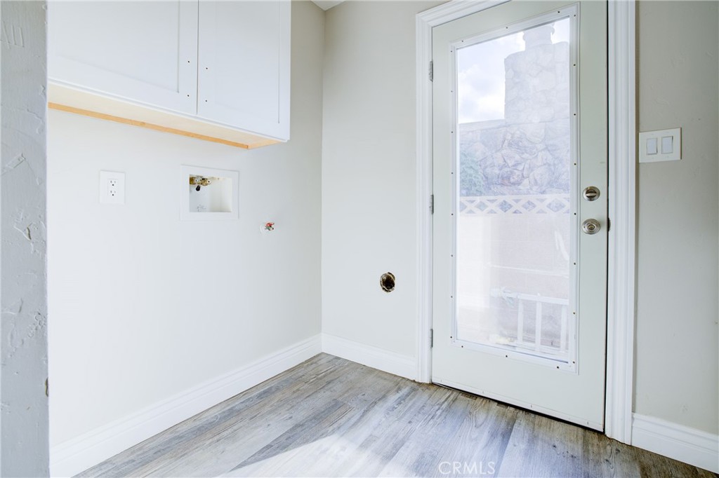 12947 Foster Road Norwalk, CA 90650 - Photo 28 of 46 Laundry Room