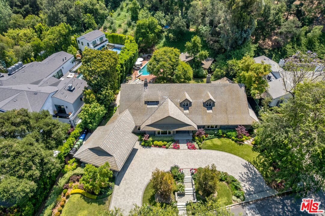 15946 Woodvale Road Los Angeles, CA 91436 - Photo 45 of 49 Gallery Image 45