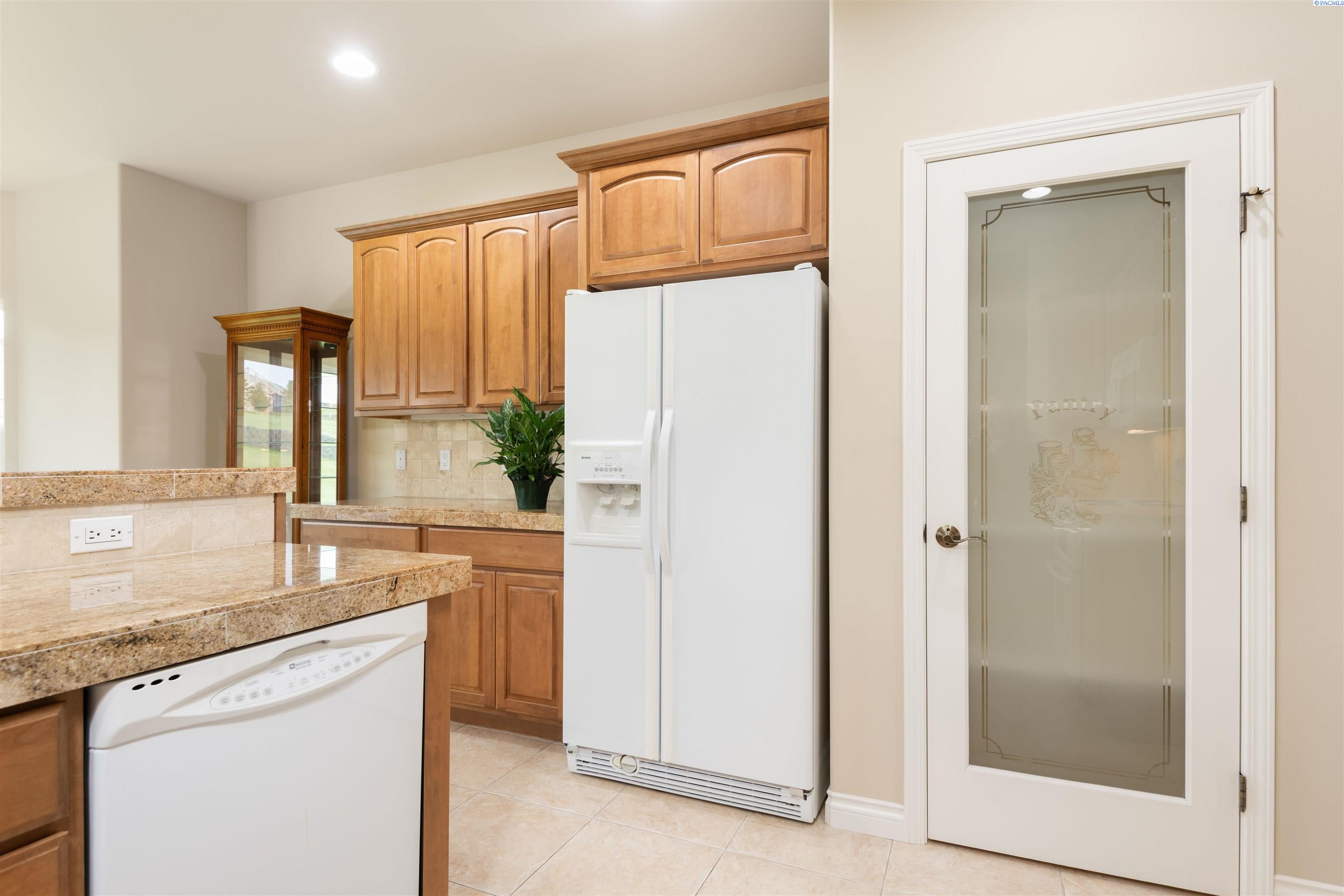 2703 Katie Road Kennewick, WA 99338 - Photo 23 of 45 Gallery Image 23