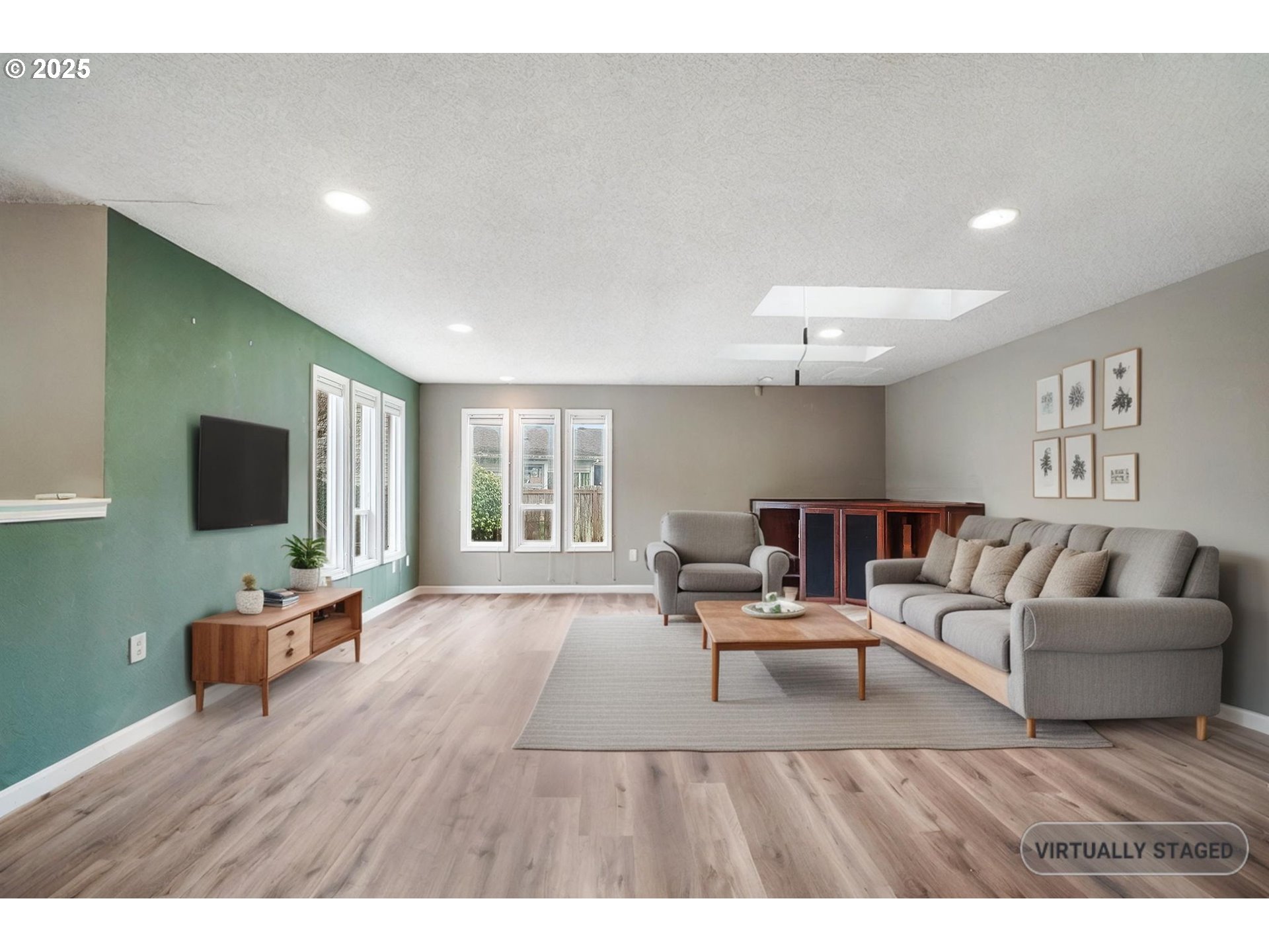 550 Evergreen Loop Reedsport, OR 97467 - Photo 13 of 35 a living room with furniture and a flat screen tv