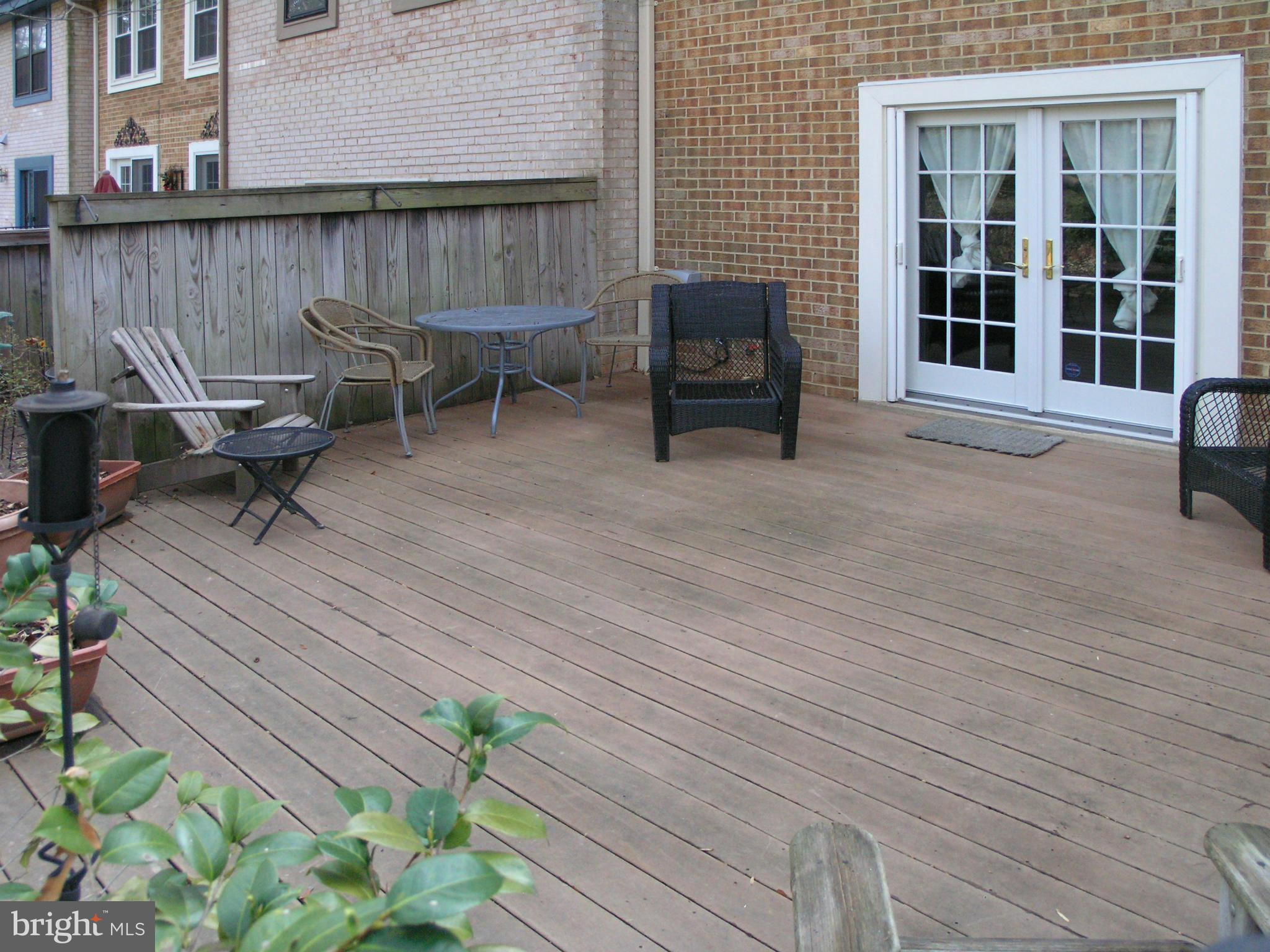 2125 Golf Course Drive Reston, VA 20191 - Photo 22 of 30 Deck