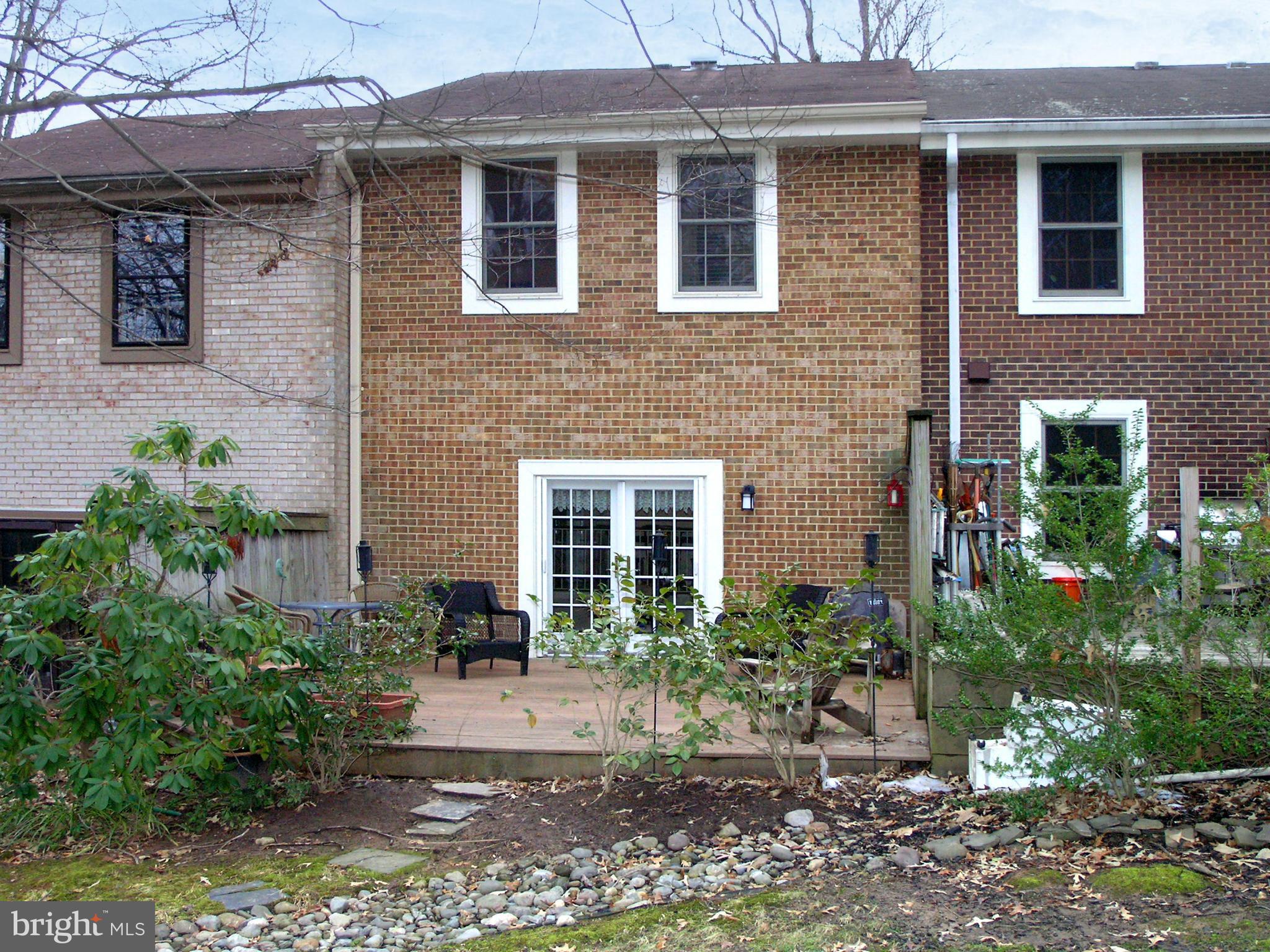 2125 Golf Course Drive Reston, VA 20191 - Photo 25 of 30 Exterior (Rear)
