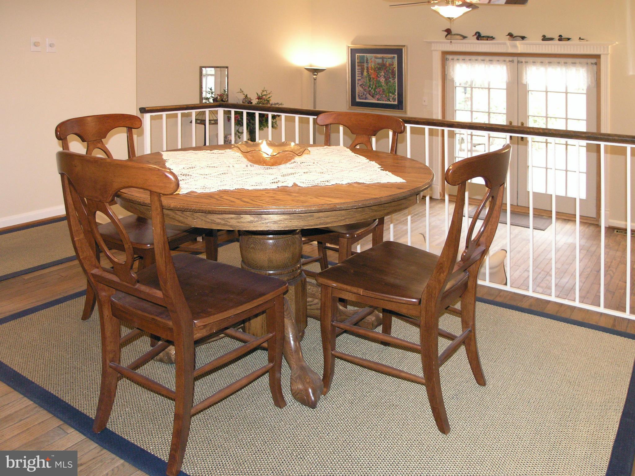 2125 Golf Course Drive Reston, VA 20191 - Photo 9 of 30 Dining Room