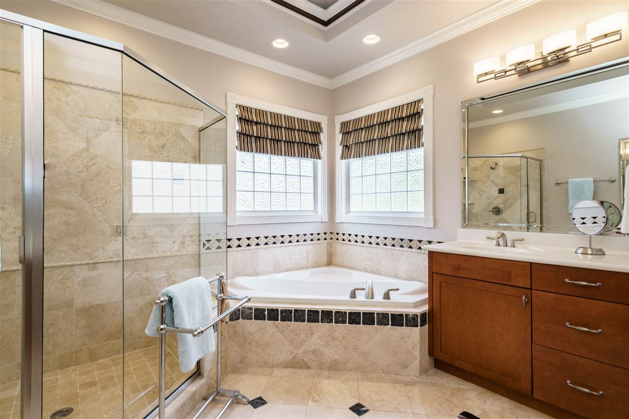 2000 Angelwing Court Raleigh, NC 27613 - Photo 16 of 25 Master Bath/Spa