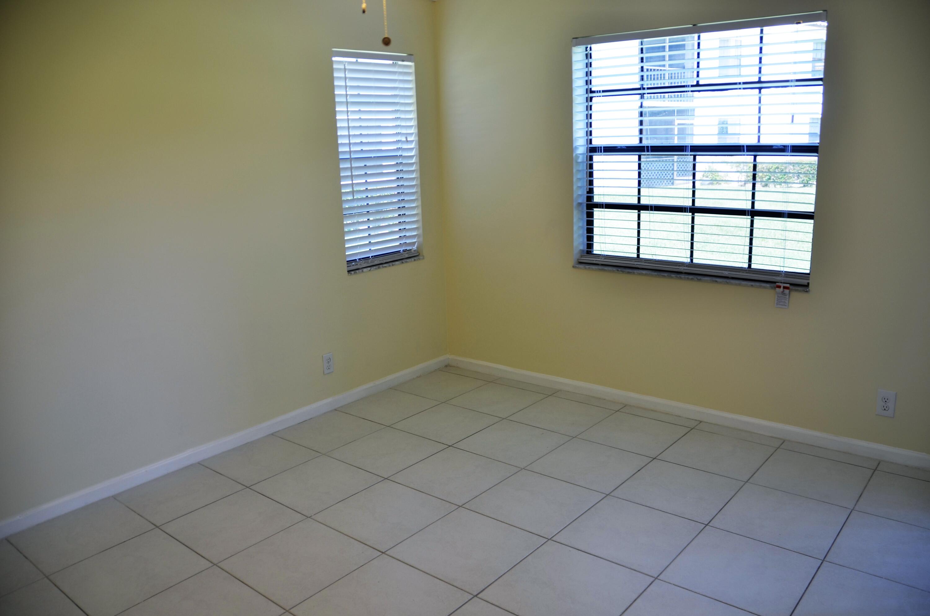 320 Norwood Terrace, Unit 113 Boca Raton, FL 33431 - Photo 25 of 44 DSC_6944
