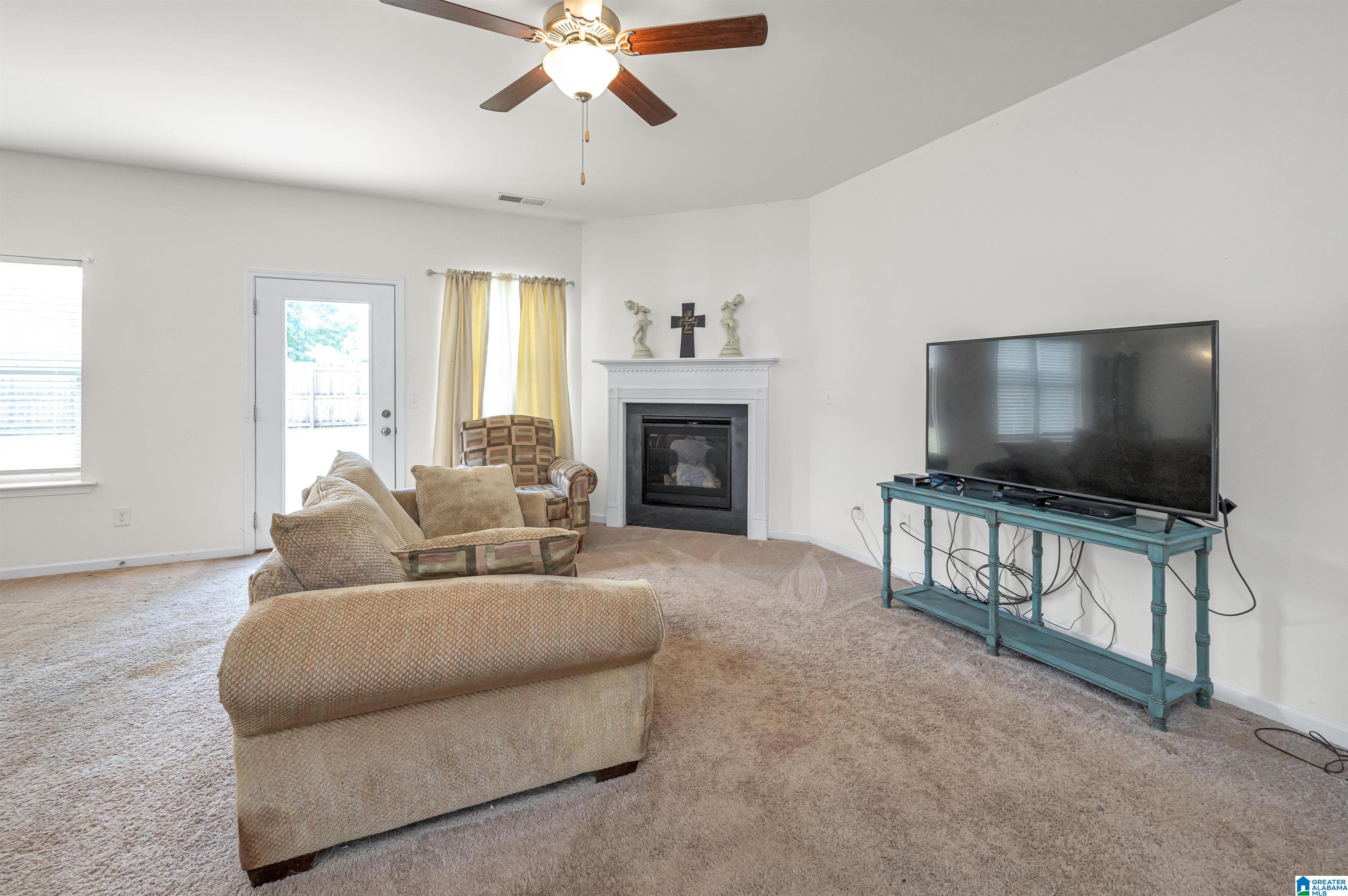 1958 Clarke Road Leeds, AL 35094 - Photo 6 of 34