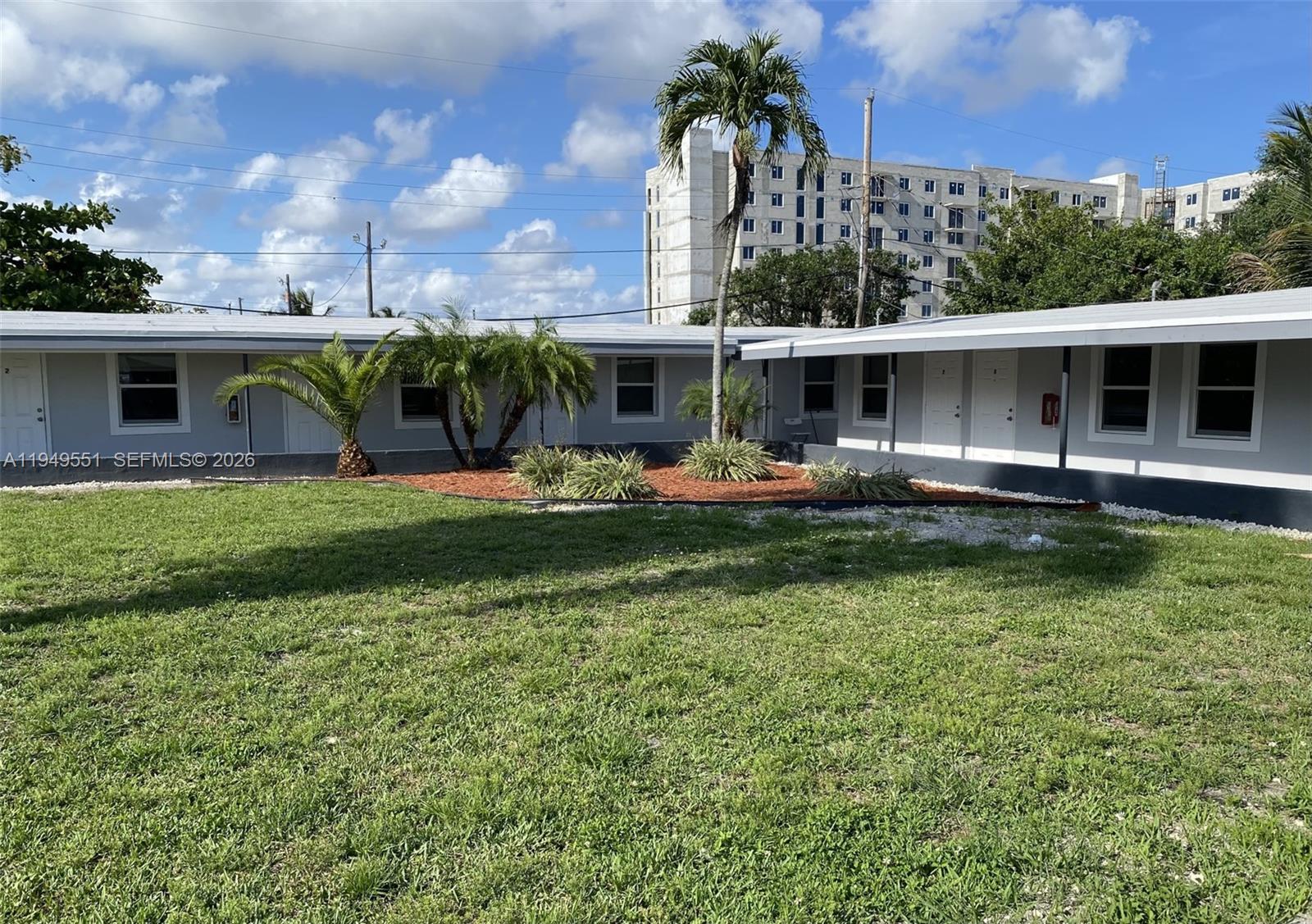 6045 Buchanan Street, Unit 1 Hollywood, FL 33024 - Photo 7 of 10