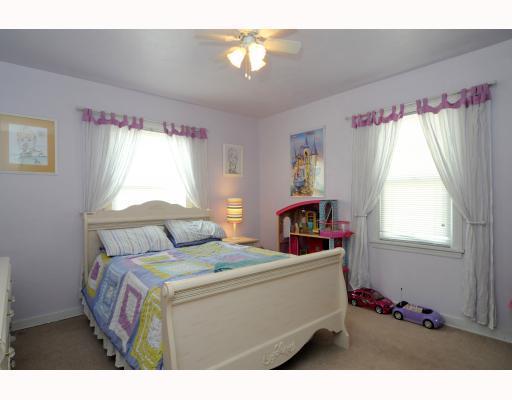 10 Vigne Road Coraopolis, PA 15108 - Photo 12 of 18 Other. bedroom
