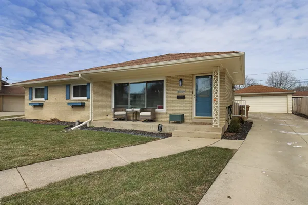 $339,900 | 3506 87th Place, Kenosha, WI 53142