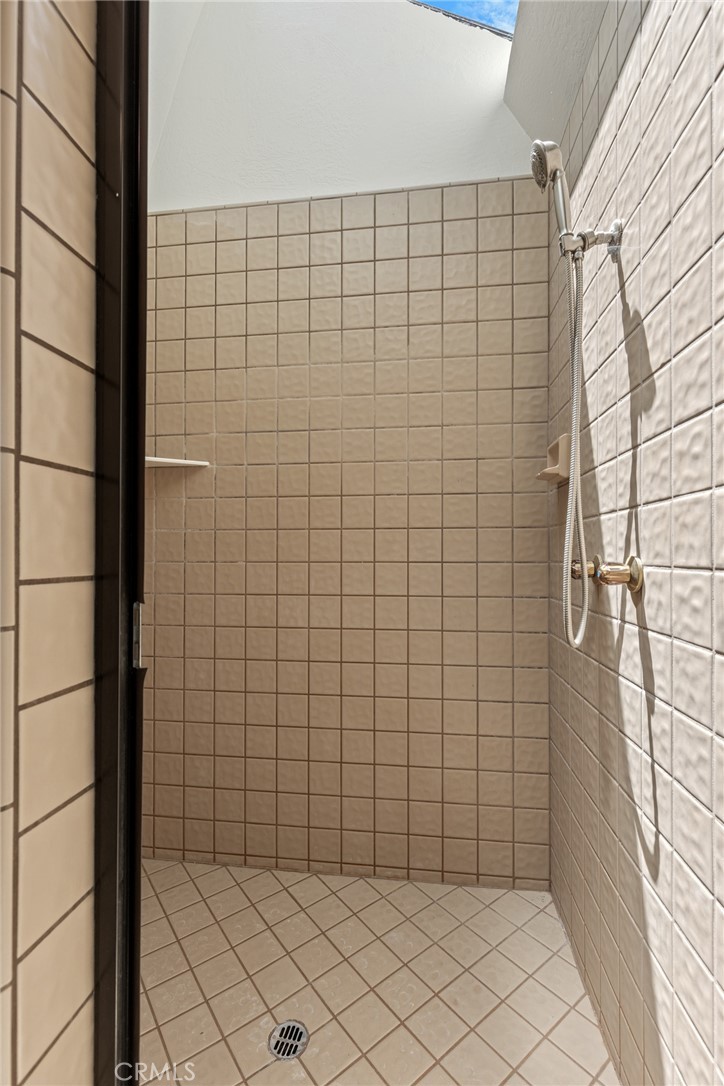 3582 Keefer Road Chico, CA 95973 - Photo 25 of 75 a bathroom with a shower