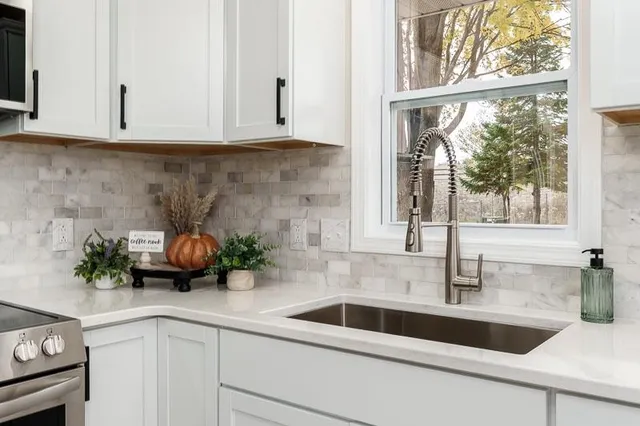 $388,900 | 2205 Green Valley Drive, Janesville, WI 53546