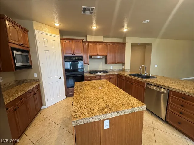 $2,800 | 332 Glistening Cloud Drive, Henderson, NV 89012