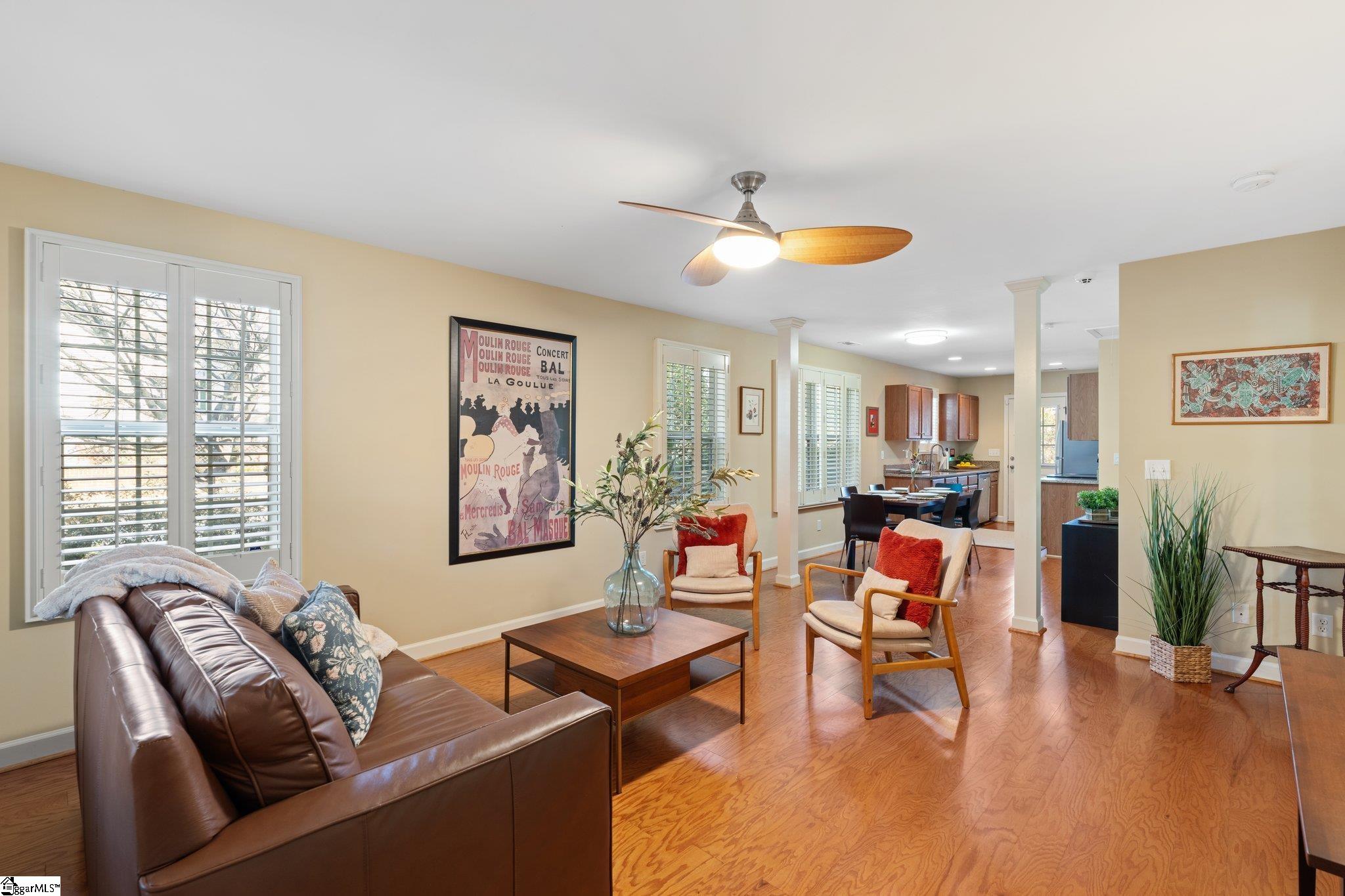 701 Anderson Road Greenville, SC 29601 - Photo 3 of 14 Gallery Image 3