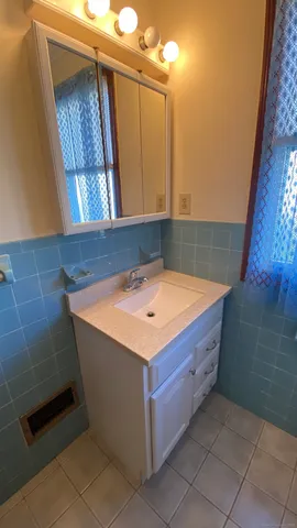 a bathroom with a toilet