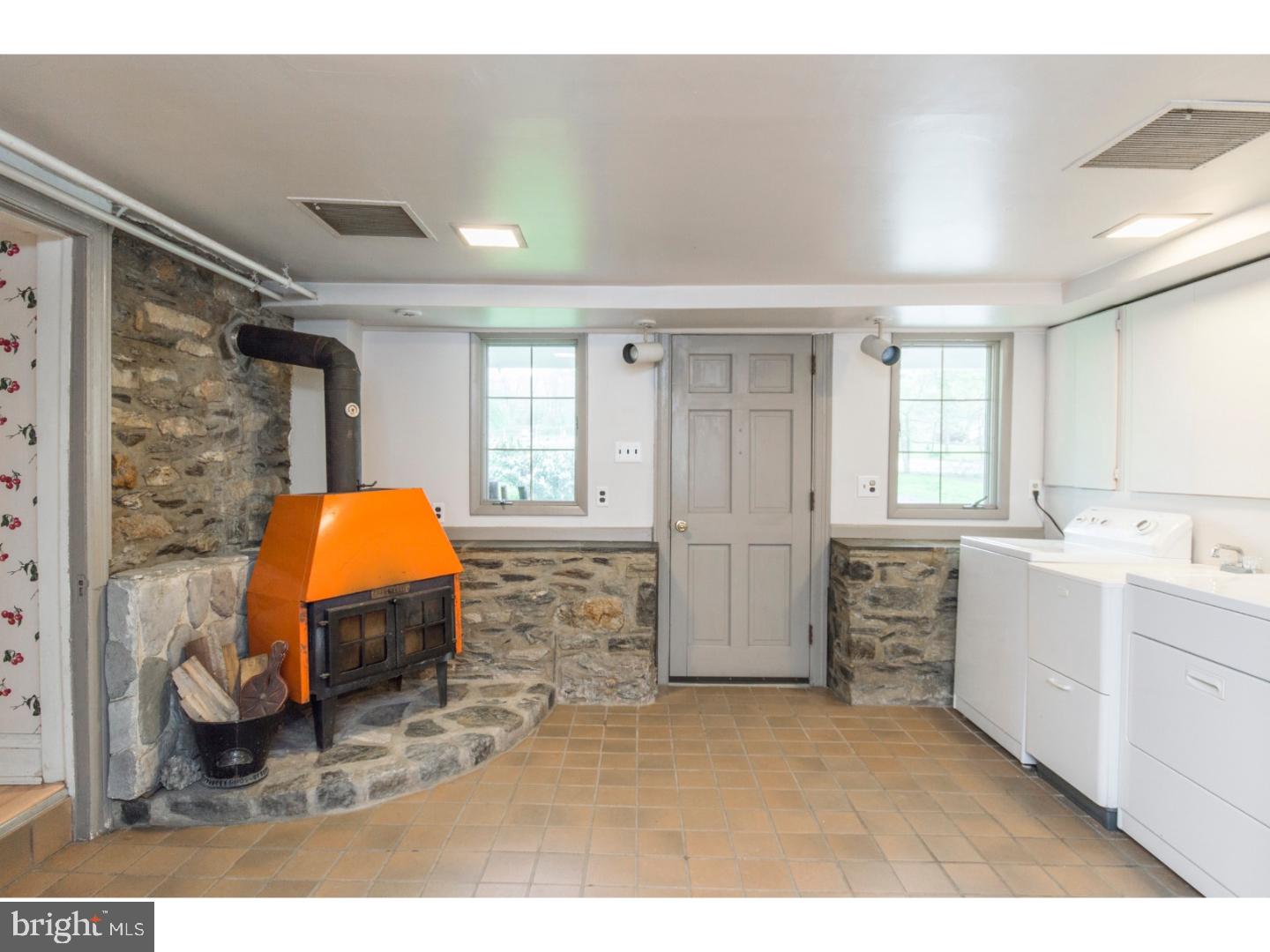 453 Old State Road Berwyn, PA 19312 - Photo 11 of 25 Gallery Image 11