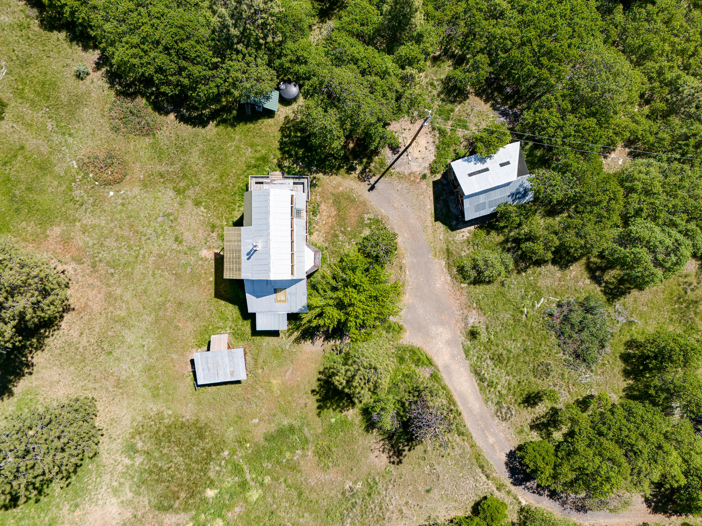 1720 Colestin Road Ashland, OR 97520 - Photo 37 of 52 18