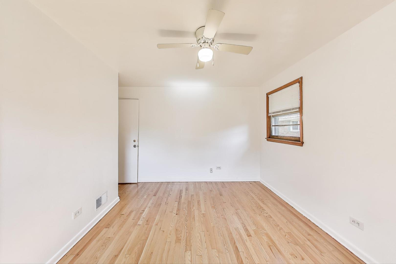 2113 Walnut Street Waukegan, IL 60087 - Photo 13 of 25