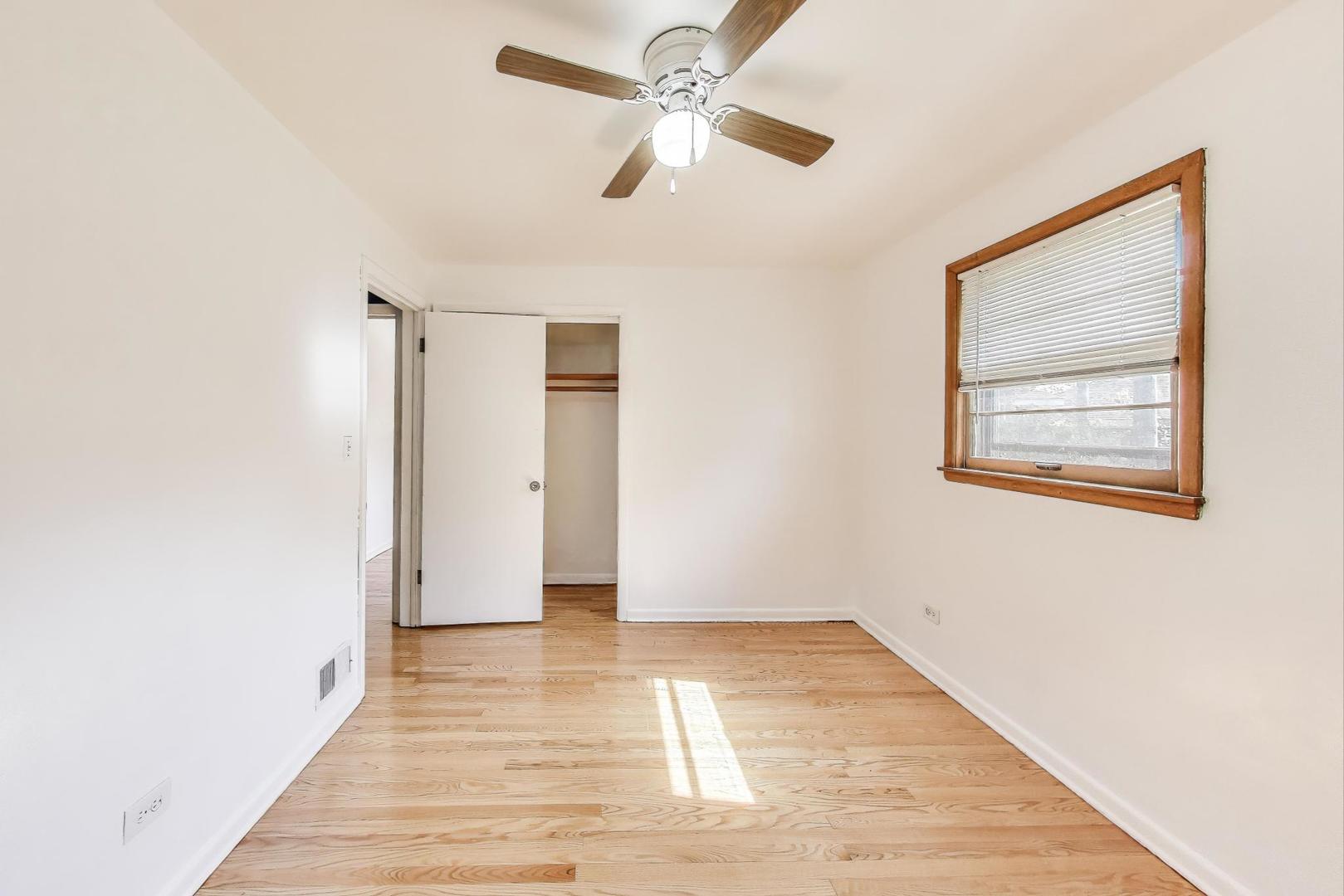 2113 Walnut Street Waukegan, IL 60087 - Photo 15 of 25