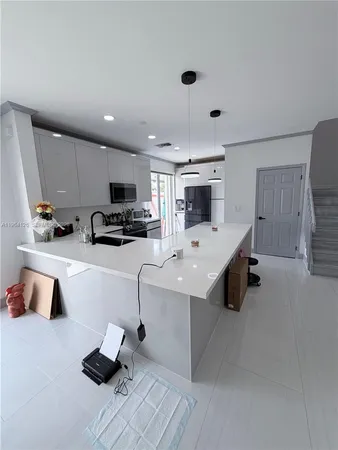 $3,550 | 15102 Northwest 7th Court, Pembroke Pines, FL 33028