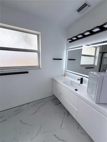 $3,600 | 15102 Northwest 7th Court, Pembroke Pines, FL 33028