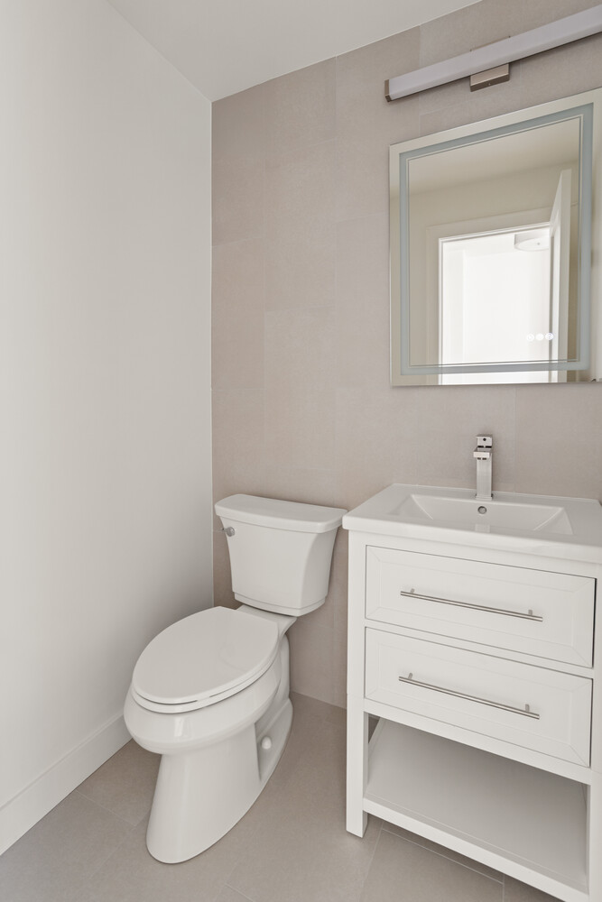380 Rector Place, Unit 20F Manhattan, NY 10280 - Photo 5 of 11 Gallery Image 5