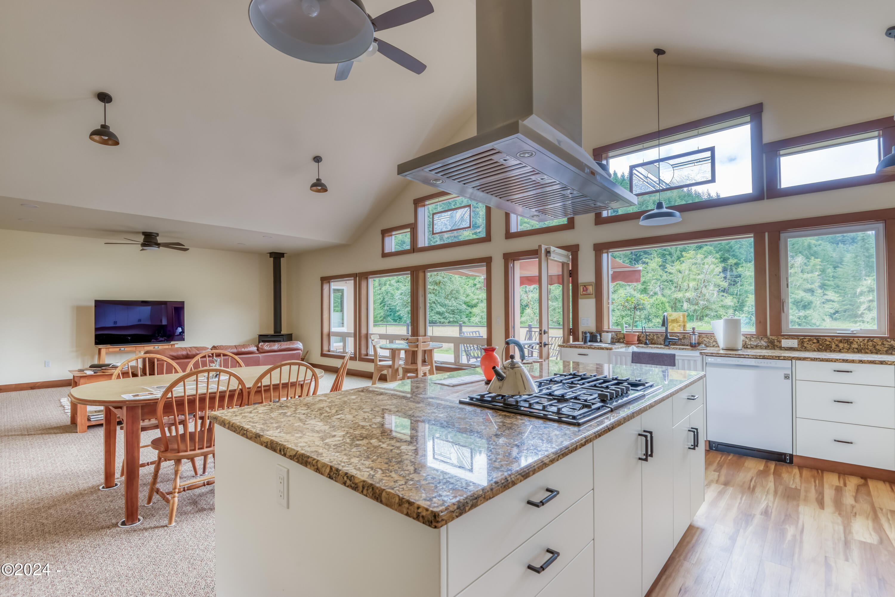 540 Big Rock Creek Road Blodgett, OR 97326 - Photo 10 of 54 Beautiful kitchen island