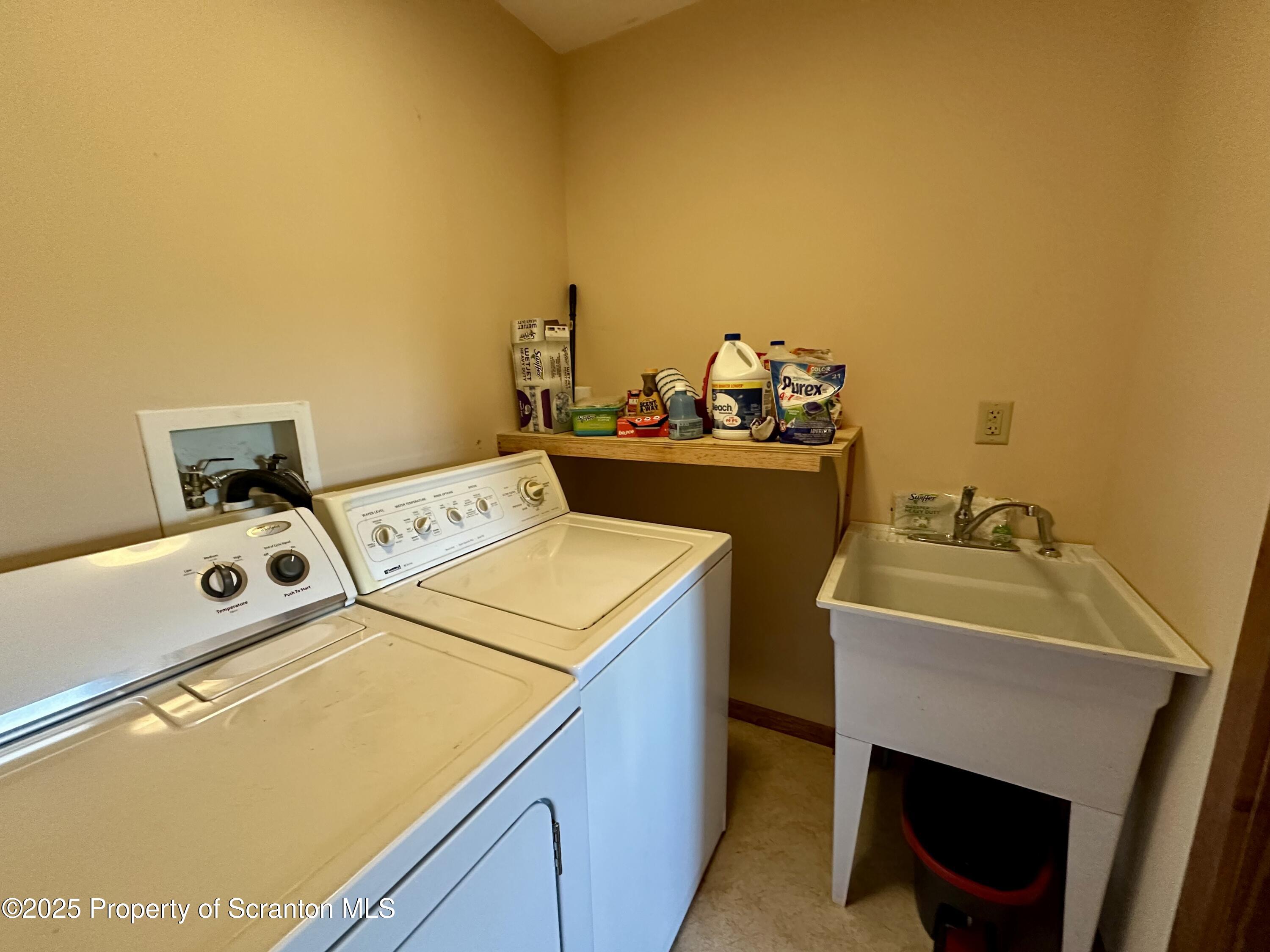 5290 Irish Hill Road Montrose, PA 18801 - Photo 30 of 67 Laundry