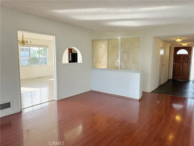 a view of empty room