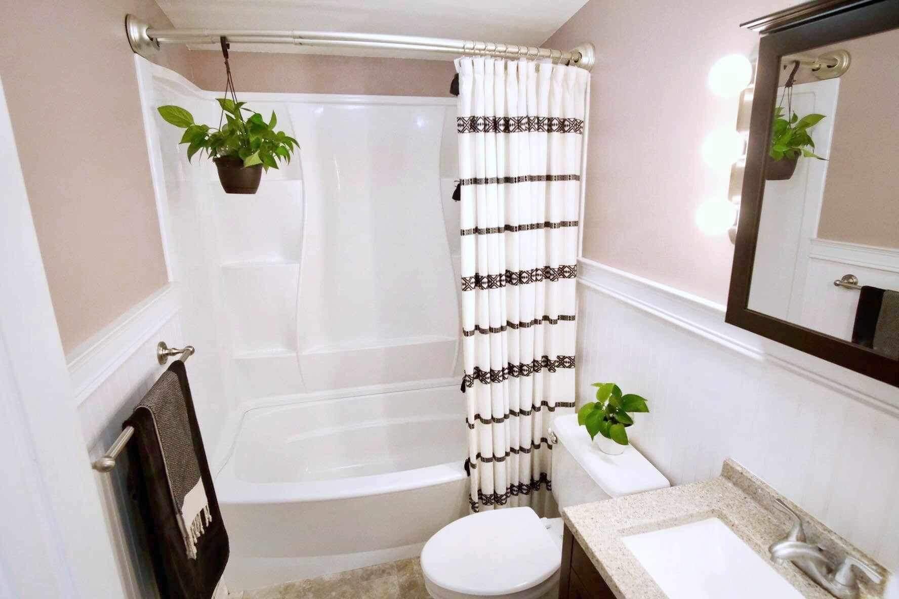 2219 Lower River Road Grants Pass, OR 97526 - Photo 12 of 17 master bath