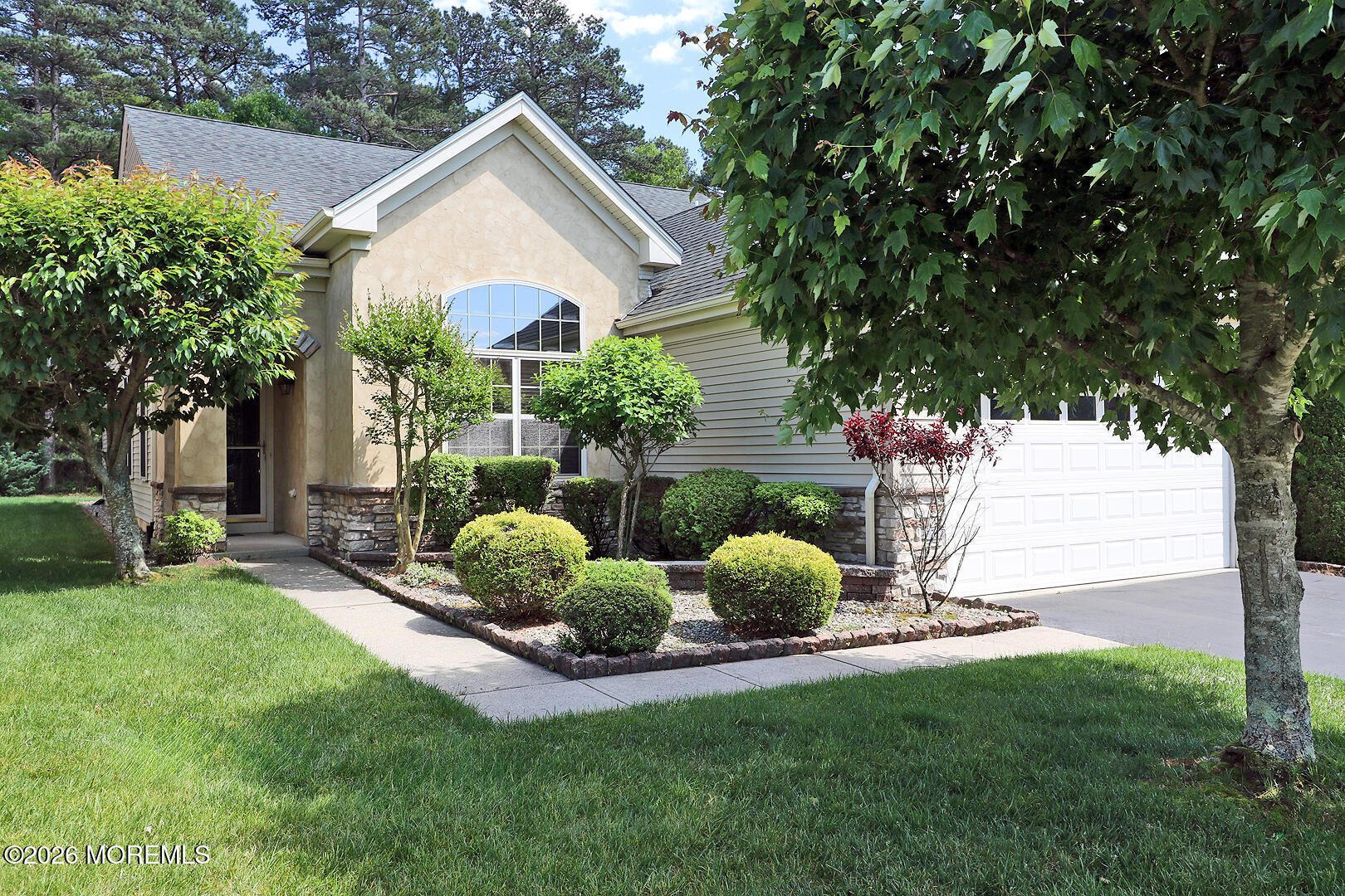 27 Vineyard Way Barnegat, NJ 08005 - Photo 1 of 43 IMG_0002