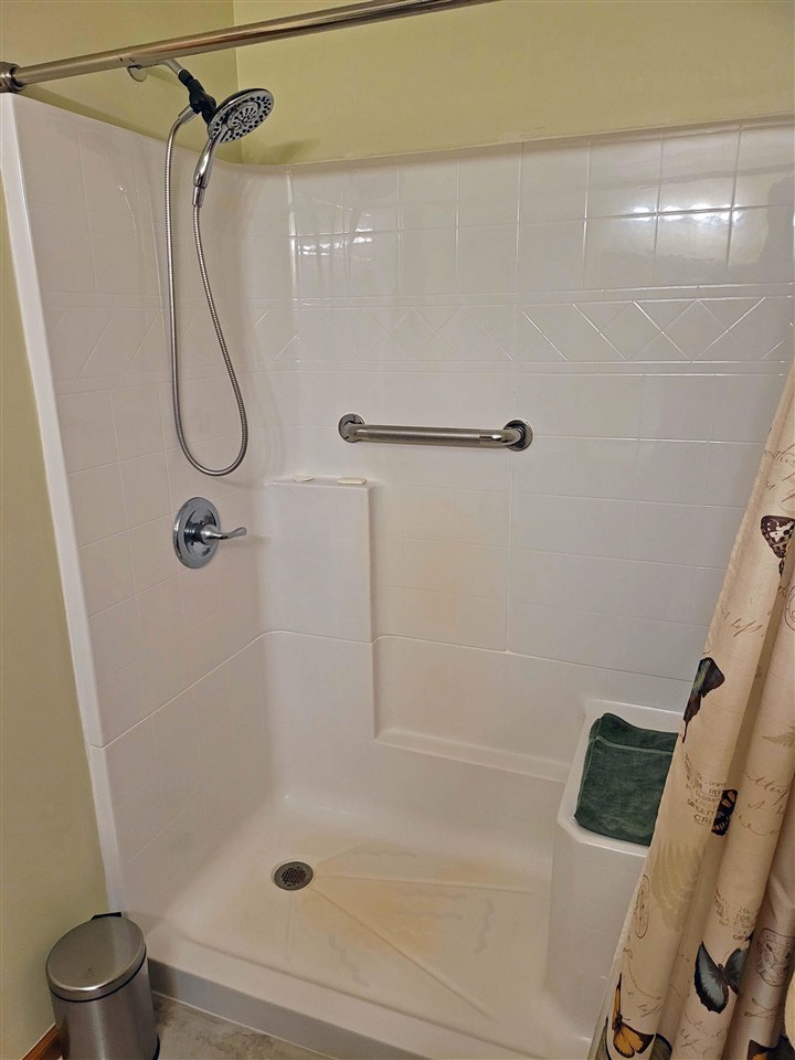 11673 Ferden Road Chesaning, MI 48616 - Photo 19 of 39 50041943-18.JPG
