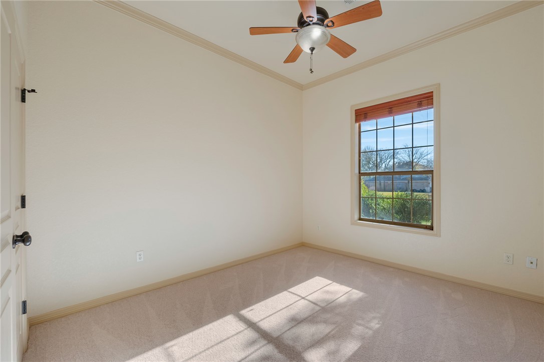 2708 Hickory Court Bryan, TX 77808 - Photo 13 of 21 Bedroom 1