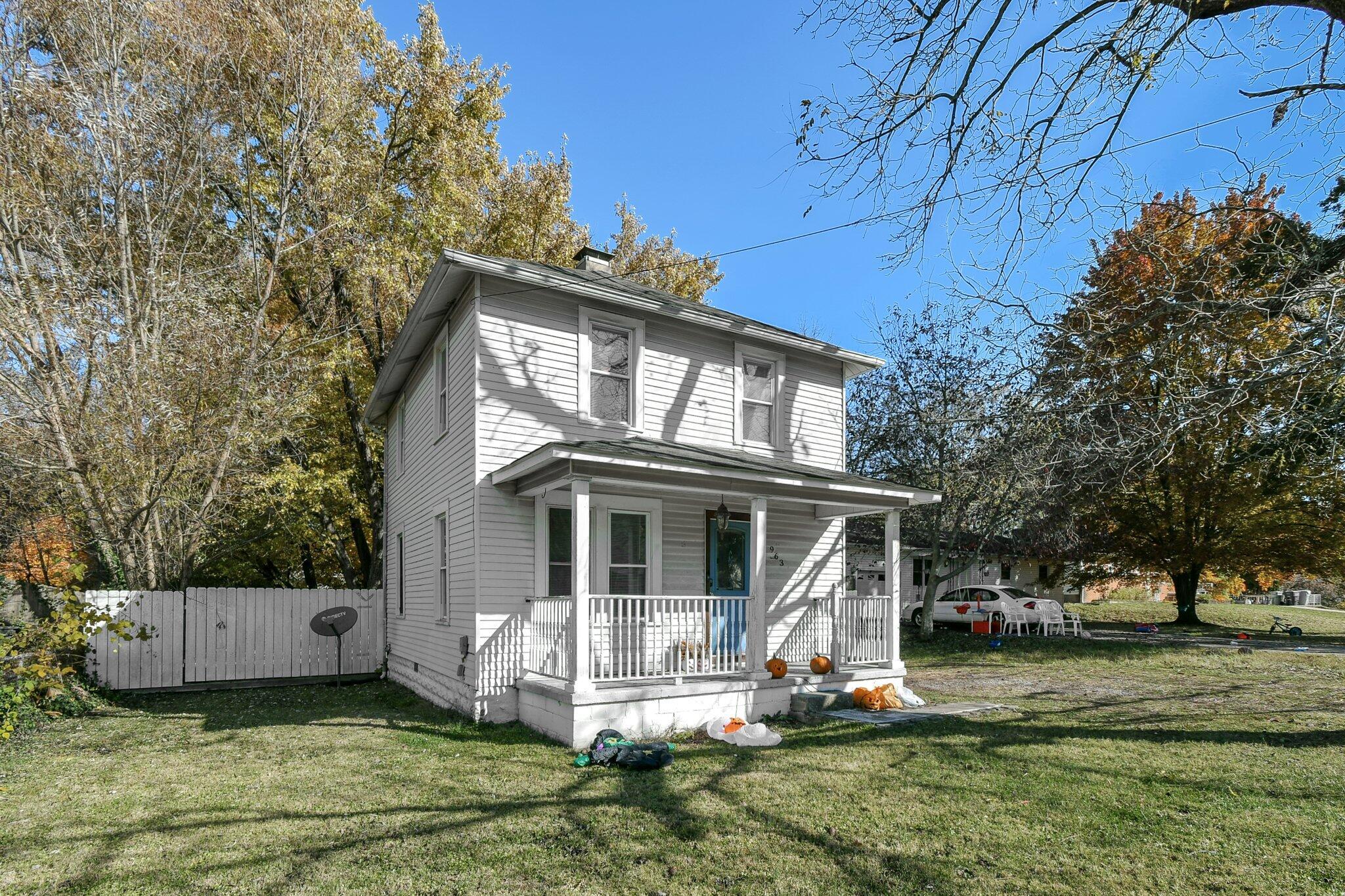 963 Spring Street Lancaster, OH 43130 - Photo 3 of 20 3-web-or-mls-963-spring-st