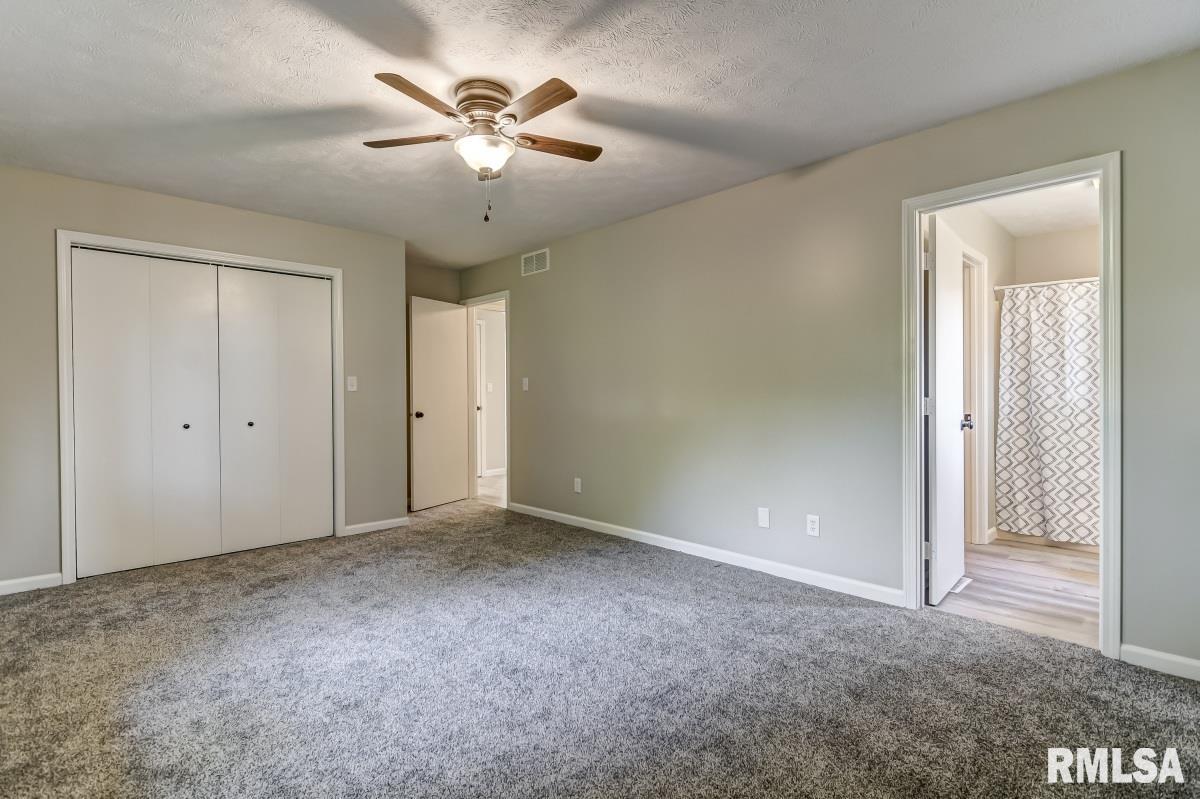 14532 Frontier Drive Athens, IL 62613 - Photo 16 of 32 Gallery Image 16