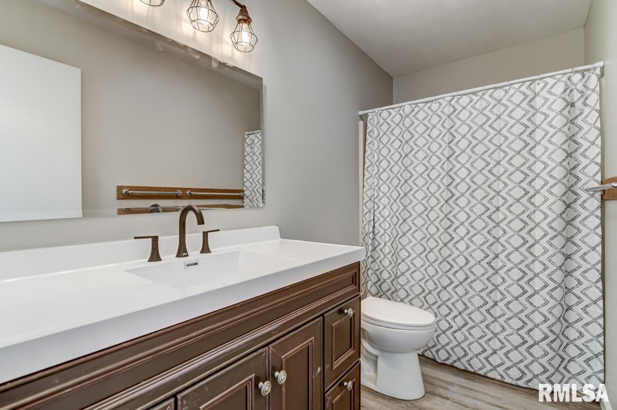 14532 Frontier Drive Athens, IL 62613 - Photo 25 of 32 Gallery Image 25