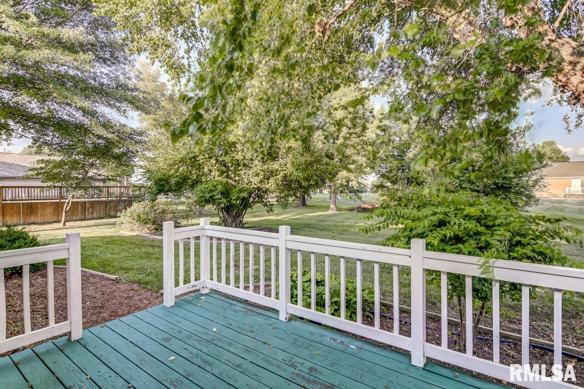 14532 Frontier Drive Athens, IL 62613 - Photo 32 of 32 Gallery Image 32