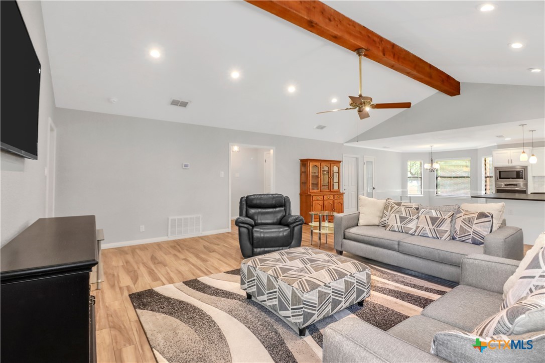 146 Twin Oak Road Seguin, TX 78155 - Photo 12 of 33 Gallery Image 12
